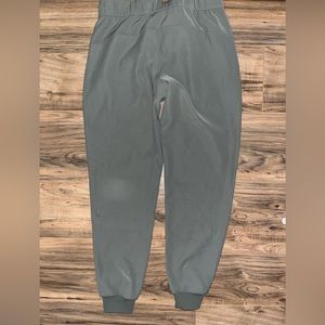 Lululemon On the Flyer Woven Jogger pant